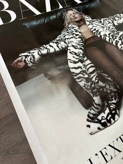 Affiche originale du magazine de mode Bazaar "Kate Moss", 2023